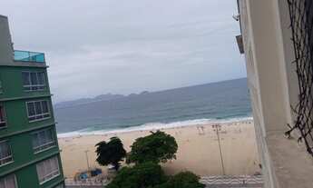 Imagem 2: Apartamento para venda possui 70 metros quadrados com 2 quartos em Copacabana - Rio de Jan