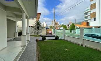 Imagem 2: Casa para venda na Praia de Palmas com 177 metros quadrados com 3 quartos