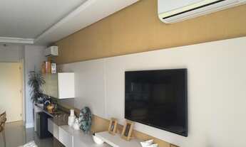 Imagem 5: Belíssimo apartamento de três dormitórios com suíte mobiliado pé na areia e vista mar Flo