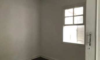 Imagem 3: Casa para LOCAÇÃO com 2 quartos e quintal individual, Vila Ipojuca - São Paulo - SP