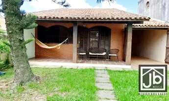 Imagem 2: Casa mobiliada e linear com amplo quintal próxima a Lagoa