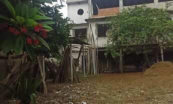 Imagem 7: Casa triplex para venda com 150 metros quadrados com 4 quartos com terrenao de 400 metros