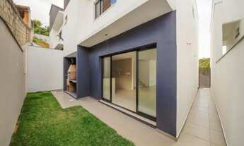 Imagem 4: Casa Duplex para venda com 3 quartos em Parque Jardim da Serra - Juiz de Fora - MG