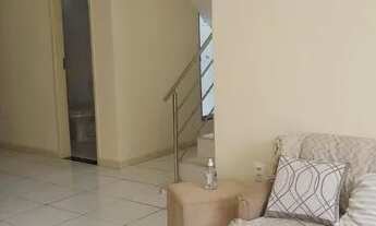 Imagem 2: CASA NA FAROLÂNDIA M.C !