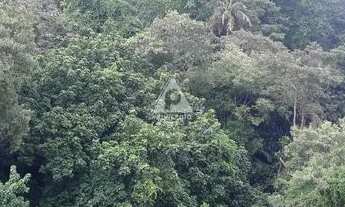 Imagem 6: Apartamento à venda no Leme, quarto e sala com dependência completa