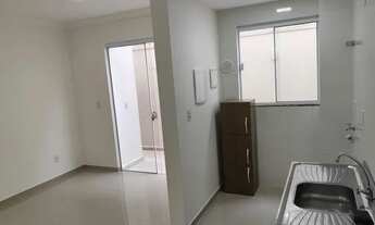 Imagem 4: Novo, 2 quartos (c/ suíte), 2 banheiros, área externa privativa e garagem privativa -122 m