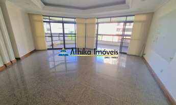 Imagem 2: Imóvel de 260m² de 4 Quartos 2 suítes e 2 vagas soltas na Praia da Costa