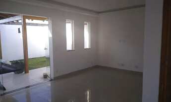 Imagem 6: Casa para venda tem 90 metros quadrados com 2 quartos em Parque São Paulo - Cascavel - PR