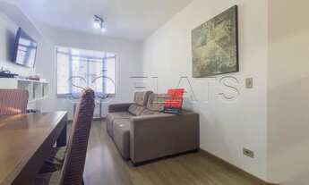 Imagem 2: Flat Ambassador reformado na Vila Nova Conceição disponível para locação com 1 dormitório