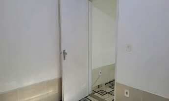 Imagem 7: Casa pequena com quintal