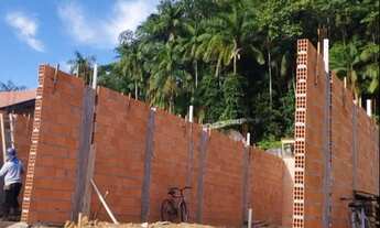 Imagem 6: Sobrado para venda possui 164 metros quadrados com 3 quartos em Glória - Joinville - SC