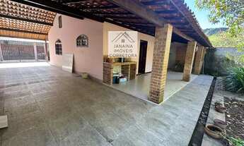 Imagem: Casa linear com 2 quartos sendo 1 suíte