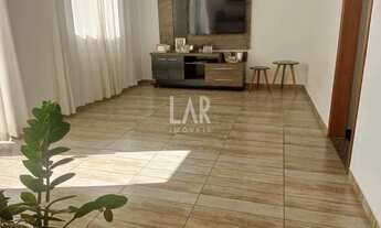 Imagem 2: Casa à venda, 4 quartos, 1 suíte, 2 vagas, Sagrada Família - Belo Horizonte/MG