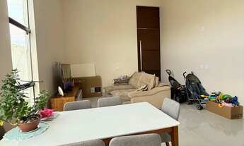 Imagem 3: Casa de alto padrão em condomínio fechado