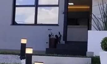 Imagem 4: Casa Nova de Alto Padrão à Venda - Reserva do Mirante