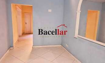 Imagem 2: Casa de rua : / Residencial / Praça da Bandeira