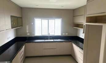 Imagem 4: SOBRADO COM ARMÁRIOS E SOBRA DE TERRENO