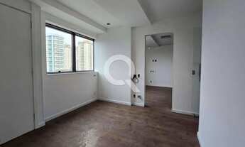 Imagem 5: Barra da Tijuca Galpão / depósito com 2 vagas na garagem