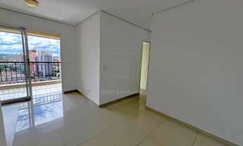 Imagem 3: Apartamento para alugar no Edifício Ritz Residence com 2 quartos na Região Central de Lond