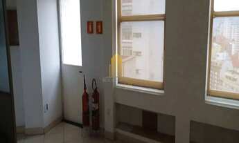 Imagem 3: Edifício imperium, República - Sala Comercial de 130m² com copa, sacada e 2 banheiros