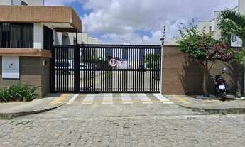 Imagem 2: EDF Duplex Elegante em Condomínio Fechado