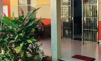 Imagem 4: VENDO Casa com piscina no Cohajap