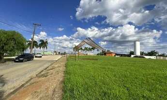 Imagem 4: Terreno com 1.000 m² em condomínio na cidade de Porangaba, pronto para construir