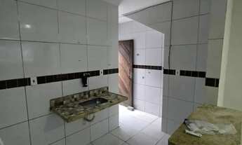 Imagem 4: ALUGO Apartamento Térreo com Área no Parque do Sol/Valentina com 2 Quartos sendo 1 Suíte