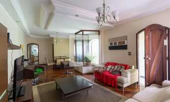 Imagem: Casa à Venda - Artur Alvim, 5 Quartos