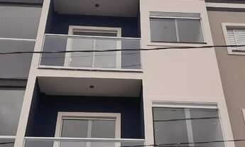 Imagem 3: Casa sobreposta em Itaquera com 2 dormitórios e vaga de garagem