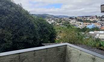 Imagem 3: Casa para venda possui 161 metros quadrados com 3 quartos em Chácara Arantes - Mairiporã