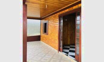 Imagem 3: Excelente casa de tijolo á vista, bem localizada em um ponto alto do Bairro Efapi