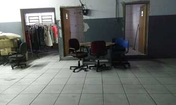 Imagem 6: Galpão com 1100 m2 na Praça Ana Salivan