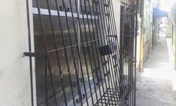 Imagem 2: Vendo boa casa em vila familiar na pedreira