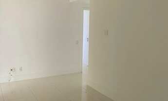 Imagem 6: Excelente apartamento no Condomínio Royal Blue - Barra da Tijuca