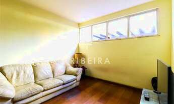 Imagem 4: Sobrado residencial ou comercial de 274m², com 4 dormitórios (sendo 1 suíte)