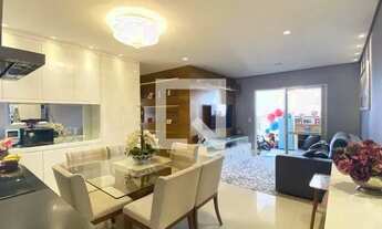 Imagem: Apartamento com 2 quartos (1 suíte) à