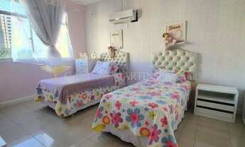 Imagem 3: Apartamento em Jardim Apipema, distribuído em 304m² com 3 vagas de garagem