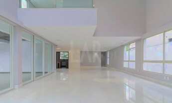 Imagem 2: Casa à venda, 4 quartos, 3 suítes, 6 vagas, Belvedere - Belo Horizonte/MG