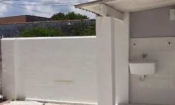 Imagem 3: 2 suites c ar reformada sem garagem semi mobiliada