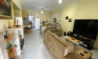 Imagem 5: Casa para venda possui 250 metros quadrados com 3 quartos em Caiçara - Praia Grande - SP