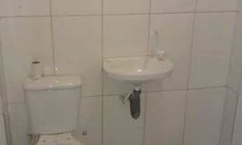 Imagem 5: Apartamento no térreo - Rua em frente ao Madureira Shopping