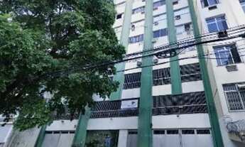 Imagem 2: Apartamento para venda possui 60 metros quadrados com 2 quartos em Tijuca - Rio de Janeiro