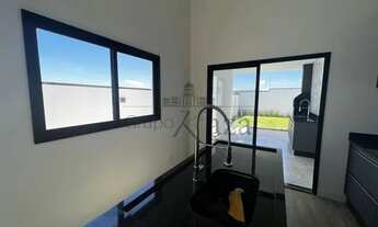 Imagem 6: Casa de condomínio térrea para venda tem 145 metros quadrados com 3 quartos