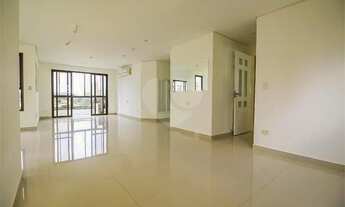 Imagem 2: Apartamento reformado a venda em Campo Belo com 180 m²