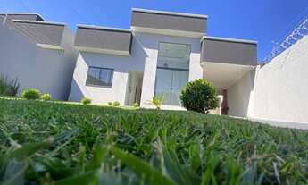 Imagem 2: Casa para venda com 110 metros quadrados com 3 quartos em Residencial Monte Pascoal - Goiâ