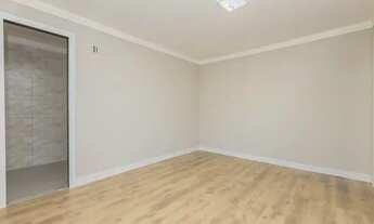 Imagem 3: Casa para aluguel com 204 metros quadrados com 5 quartos em Xaxim - Curitiba - PR