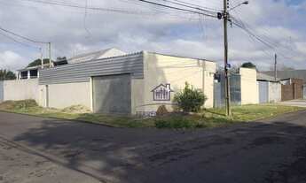 Imagem: Barracão com moradia