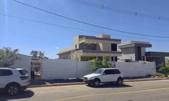 Imagem 6: Casa Térrea Alto Padrão no Condomínio Florais do Parque 174 m² 03 suítes bairro Jardim Itá