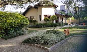 Imagem 3: Apartamento 03 dormitórios na Rua Dr Mário Totta com box de garagem, bairro Tristeza